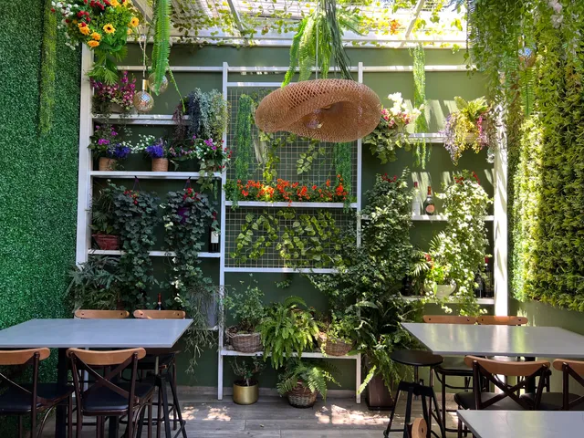 ΤΑΜΑΜ Restaurant