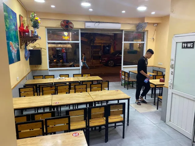 Lẩu ếch Phong Ớ