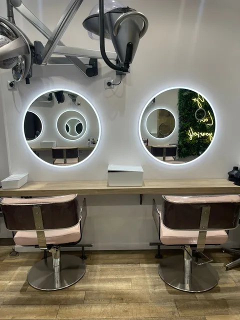 Elodie's Euston by Cizor