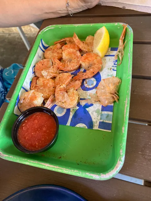 Lucky Fish Beach Bar + Grill-2