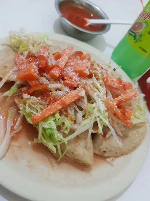 Cenaduria la chatita