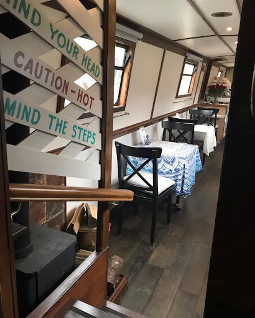 The Buddha Barge Cafè & Restaurant