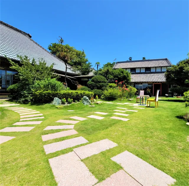 コミンカビジュツカンイイオカ