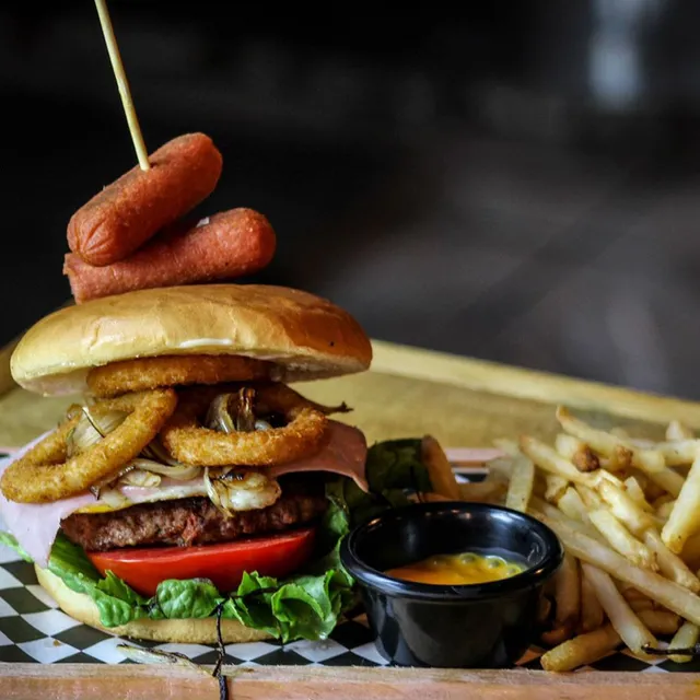 Bielas y Pistones Wings, hamburguesas, costillas y alitas Chimalhuacan