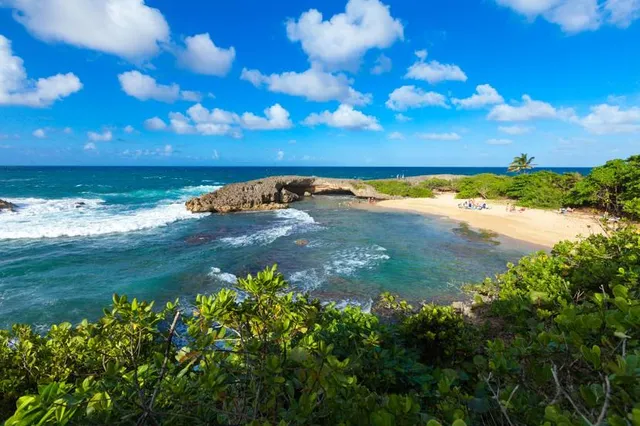 Cueva de las Golondrinas