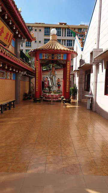 Kajang Guan Ying Temple