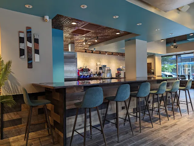 Sip & Savor | Edgewater