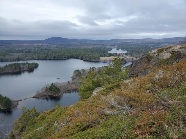 Maiden Cliff Trailhead