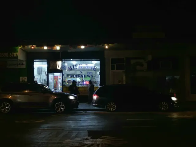 JOE’S MILKBAR • CAFE