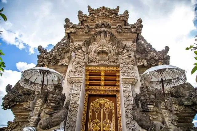 ᬘᬦ᭄ᬤᬶᬕᭂᬮᬸᬂᬓᭀᬭᬶᬕᬶᬮᬶᬫᬦᬸᬓ᭄᭟ Candi Gelung Kori Gilimanuk