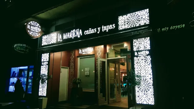 Restaurante LA MARTEÑA cañas y tapas.