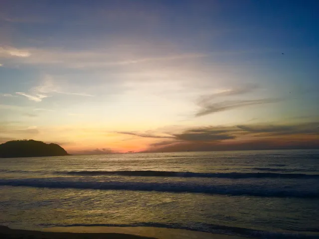 Bãi tắm Sa Huỳnh