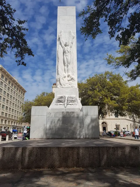 Alamo Cenotaph Monument
