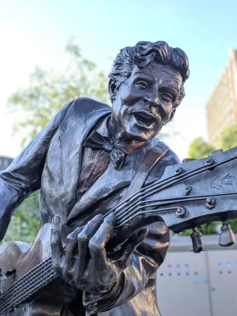 Chuck Berry Statue