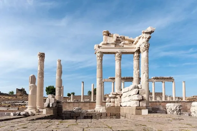 Pergamon Kütüphanesi