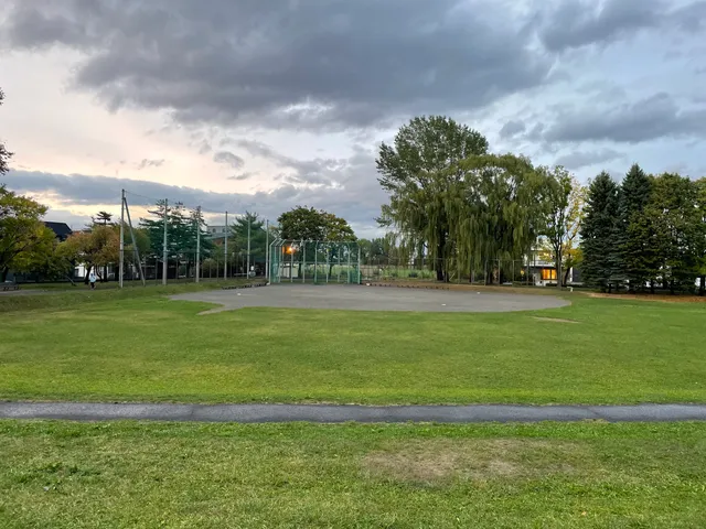 Shinkotoni Niban-dori Park