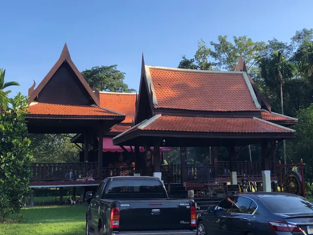 San Chao Pho Srithep