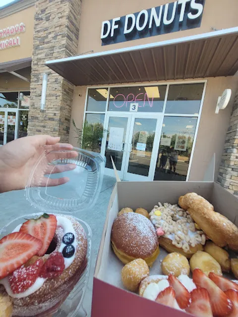 DF DONUTS & COFFEE
