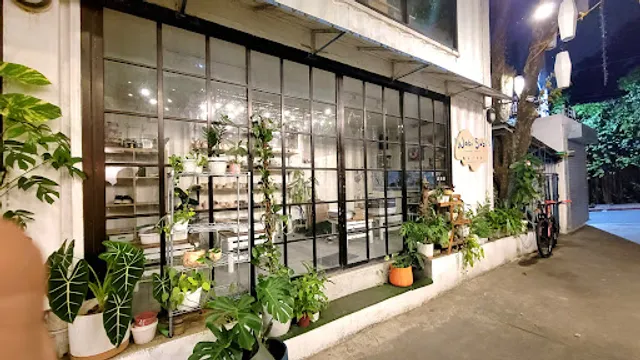 Flossom Kitchen + Cafe