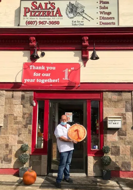 Sal's pizzeria of Bainbridge