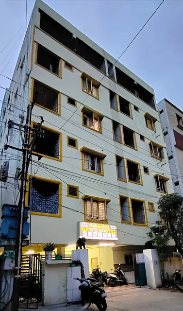 PARADISE MENS HOSTEL