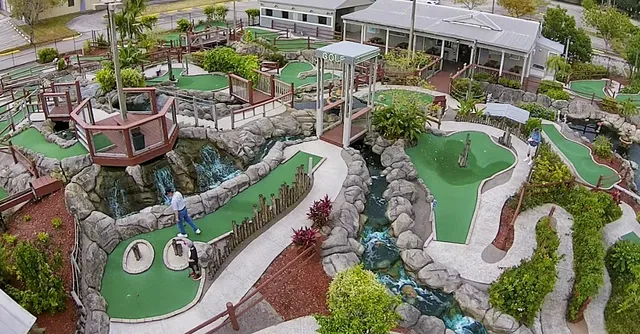Adventure Mini Golf