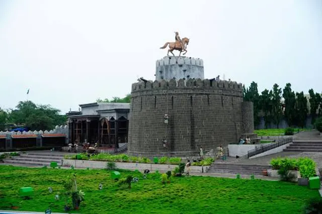 Shivsrushti Killa ( Akluj Fort )