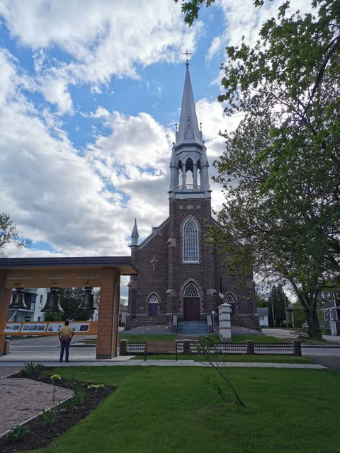 Place de la Traversée