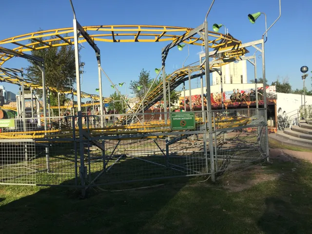 Luna-Park Karusel' Na Poklonnoy Gore