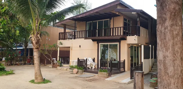 Naiyang Seaview Place Resort