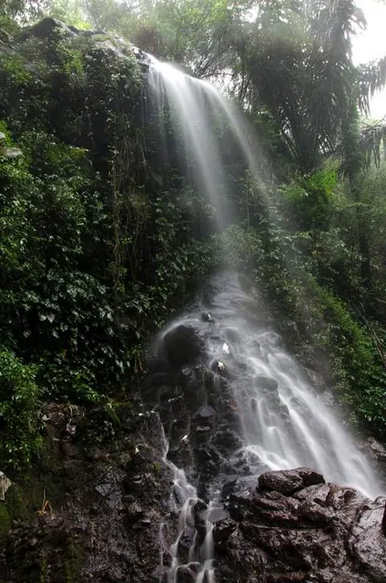 Air Terjun Embun Pelangi