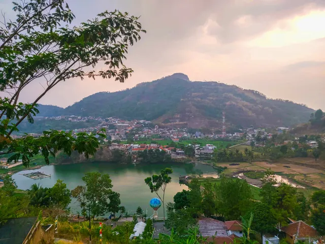 Situ Ciseupan Cibeber