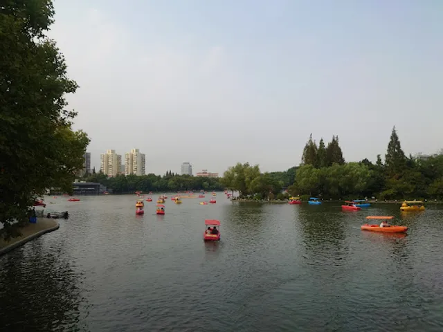 Changfeng Park （East Gate）