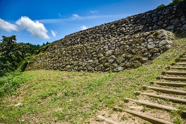 Nanao Castle - Honmaru