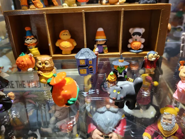 Grama's Junque Shoppe