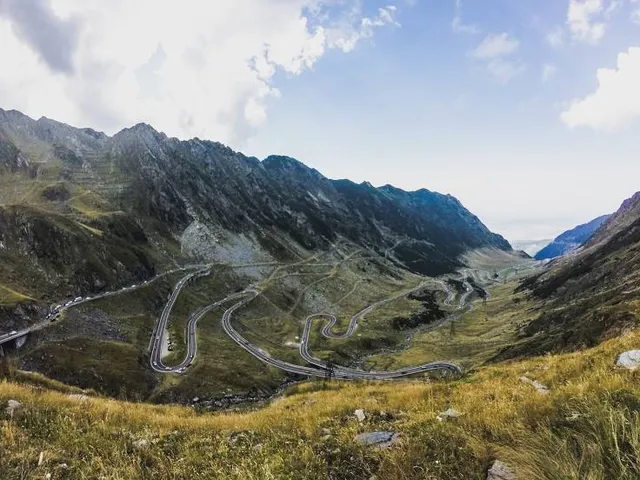 Transfăgărășan Panoramic View