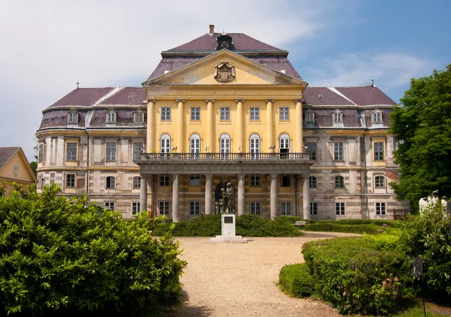 Dr László Batthyány-Strattman Museum