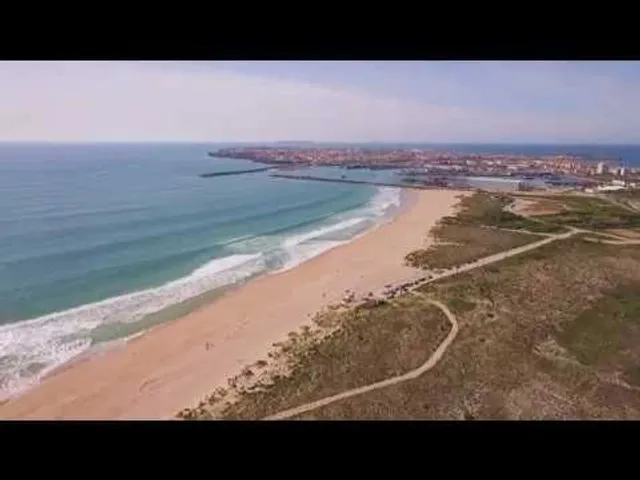 Praia dos Supertubos