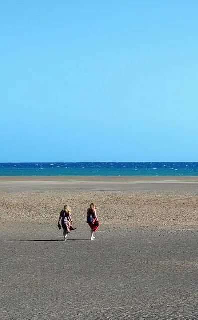 WEBCAM LIVE Puerto del Carmen, playa Los Pocillos