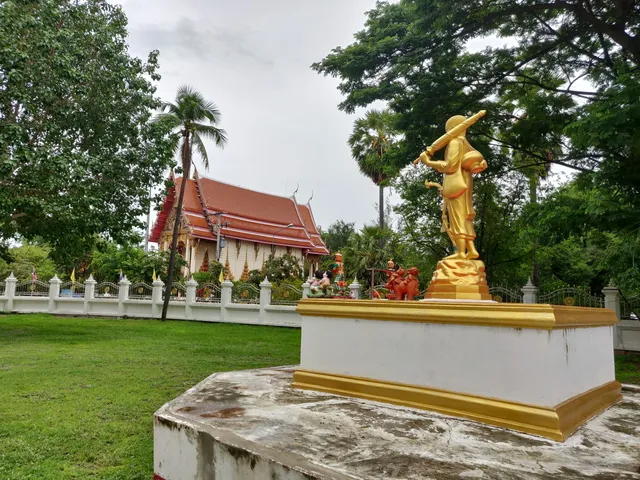 Wat Sai Yoi