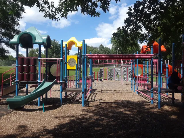 Dog Park Melvin Price Memorial Park