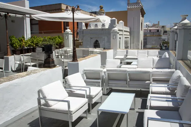 Alhóndiga Copas - San Fernando