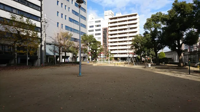 Nishinakajimahigashi Park