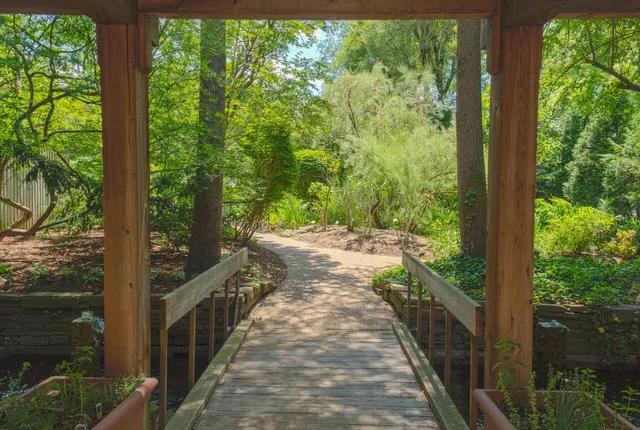 Rodef Shalom Biblical Botanical Garden