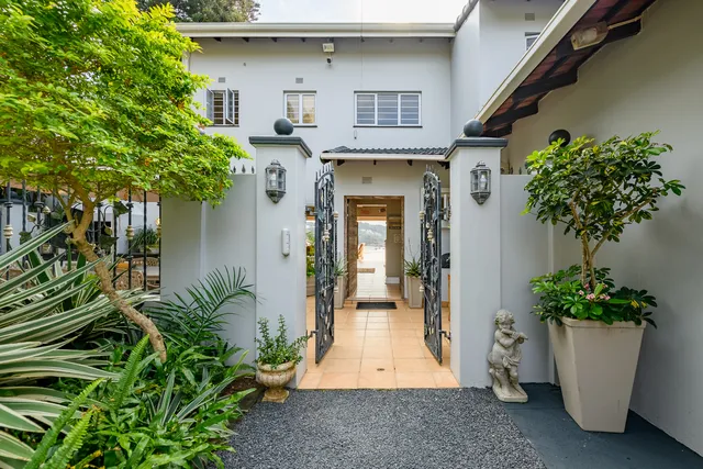 Dolphin Bay Beach House