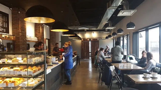 Avenue Eatery & Cafe