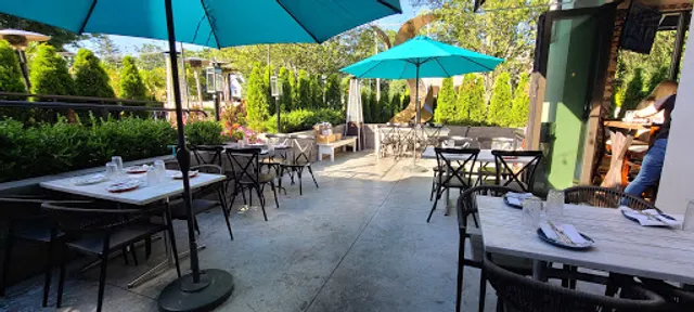 Nicholas Barrel & Roost