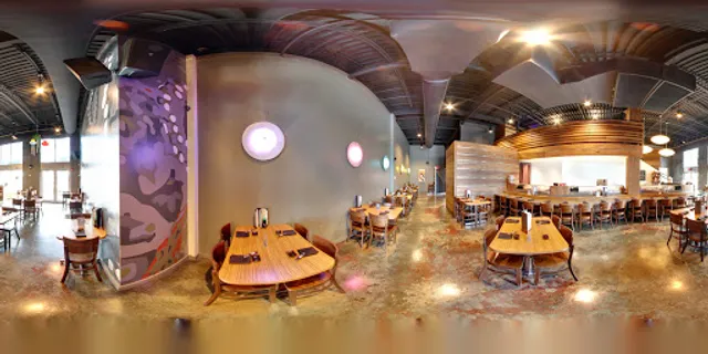 Rock-n-Sake Bar & Sushi