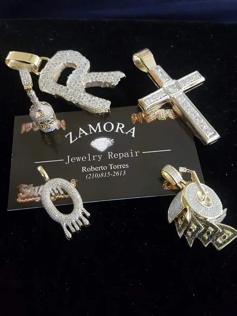 Zamora Custom Jewelry