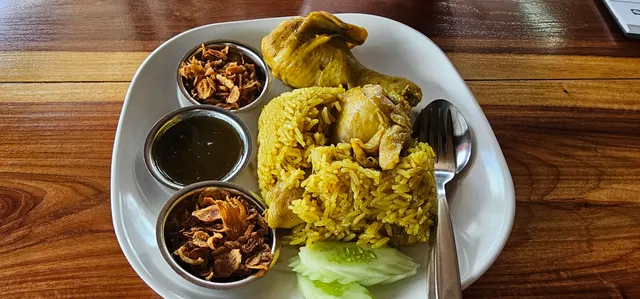 ข้าวหมกไก่สยาม พรานนก-สาย 4